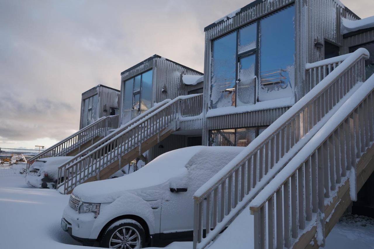 Modern Apartment In Henningsvaer Exterior photo