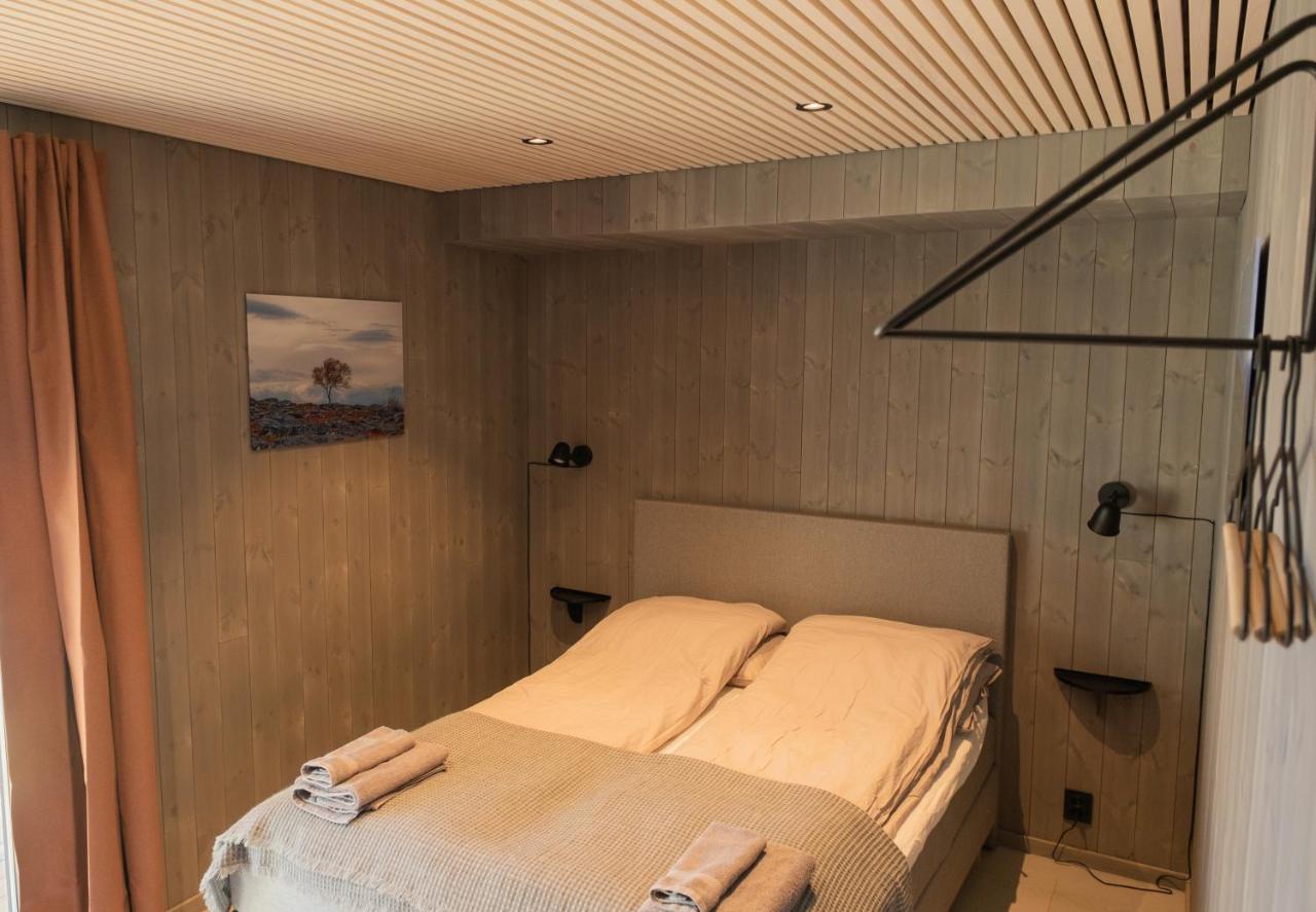 Modern Apartment In Henningsvaer Exterior photo